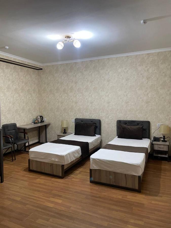 Yantai Hotel 塔什干 外观 照片