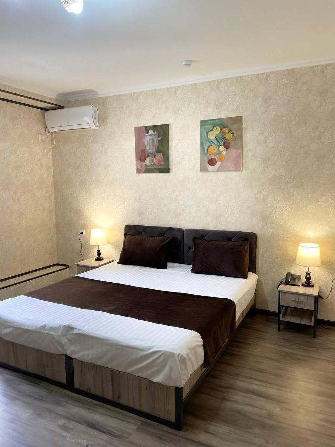 Yantai Hotel 塔什干 外观 照片