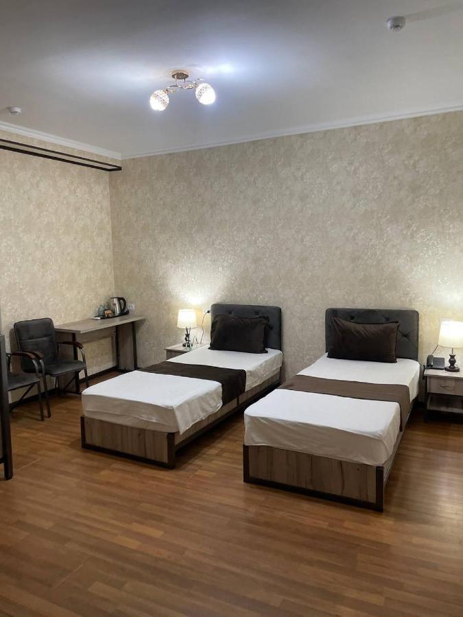 Yantai Hotel 塔什干 外观 照片